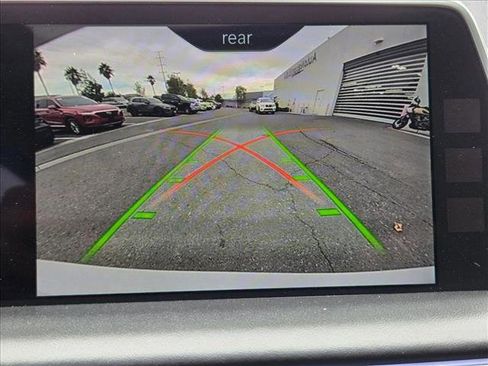 Used 2018 BMW 740e xDrive image 14