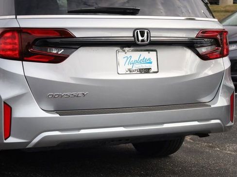 New 2026 Honda Odyssey EX-L image 8