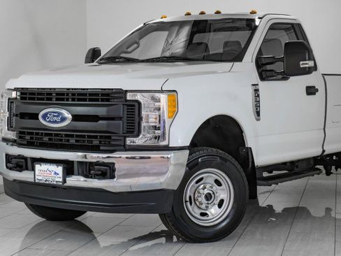 Used 2017 Ford F350 XL image 45