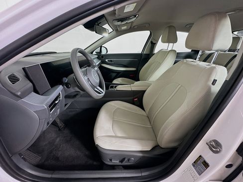 Used 2025 Hyundai Sonata SEL FWD image 13