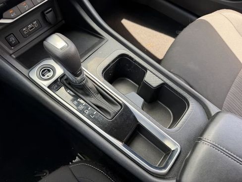 Certified 2025 Nissan Sentra SV FWD image 17