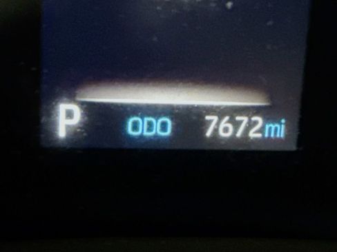 Used 2024 Toyota Sienna XSE w/ XSE Plus Package image 4