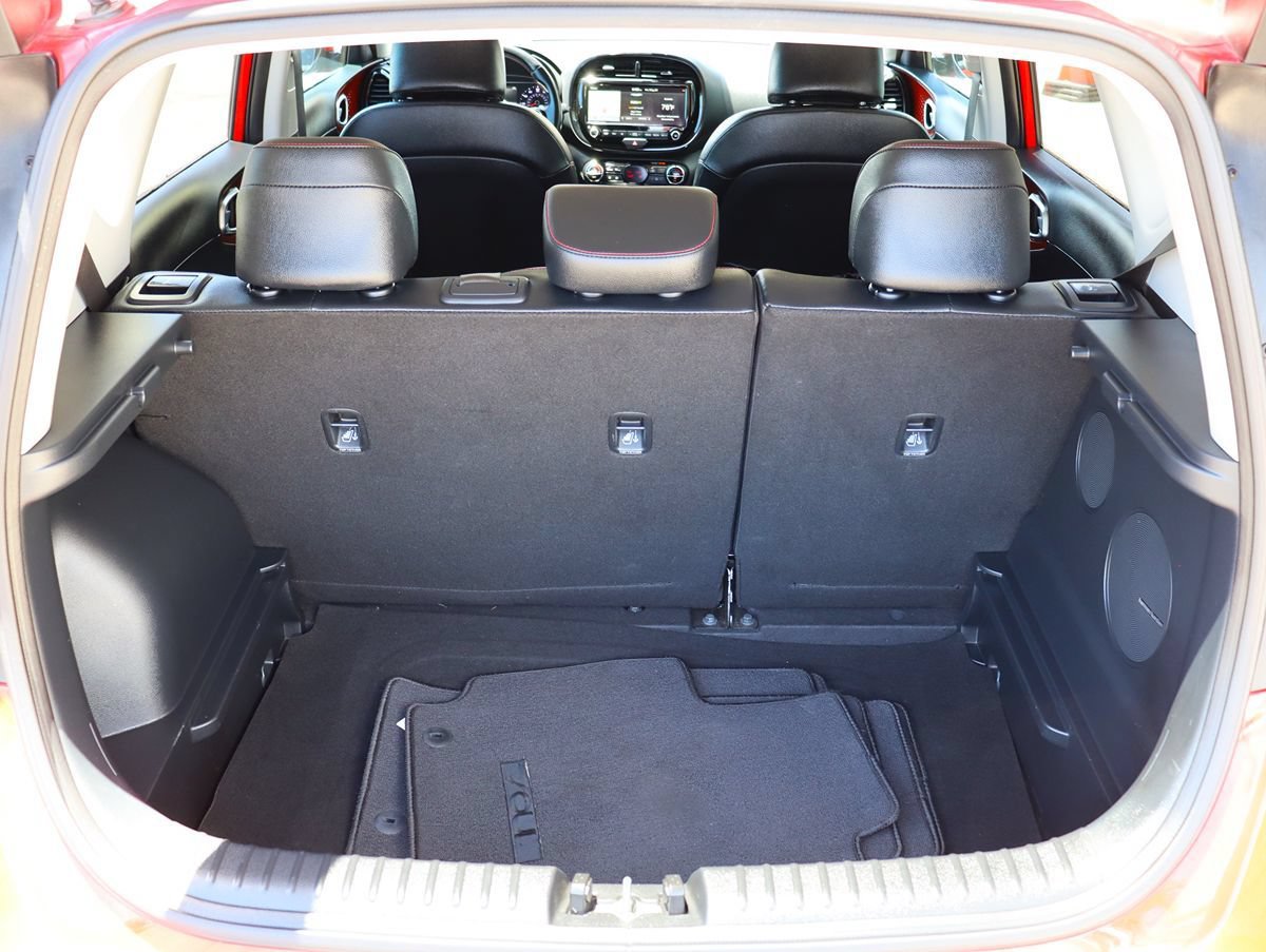 Used 2021 Kia Soul Turbo FWD image 23