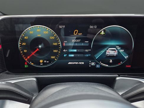 Used 2022 Mercedes-Benz GLB 35 AMG 4MATIC image 33