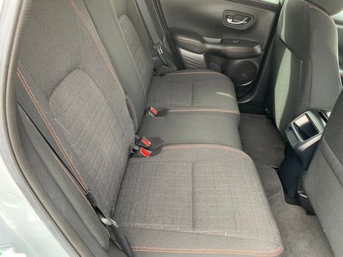 Used 2024 Honda HR-V Sport image 15