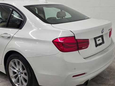 Used 2017 BMW 320i Sedan image 6