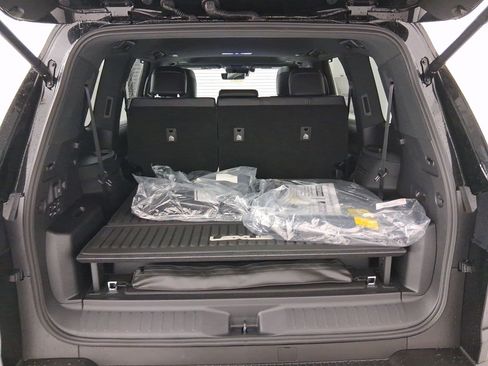 New 2026 Lexus LX 700h Luxury image 26