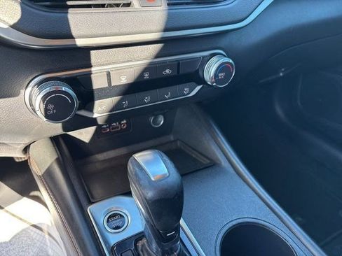 Used 2020 Nissan Altima 2.5 SR image 23