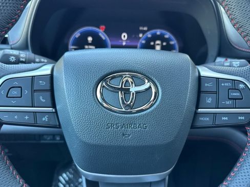 Certified 2025 Toyota Sienna XSE w/ XSE Plus Package AWD/4WD image 23