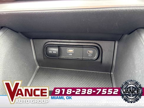 Used 2025 Kia Sportage LX AWD/4WD image 23