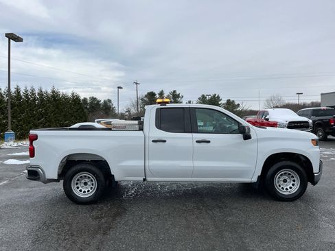 Used 2020 Chevrolet Silverado 1500 W/T w/ WT Value Package image 2