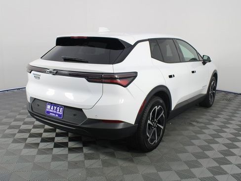 Used 2025 Chevrolet Equinox EV LT image 23