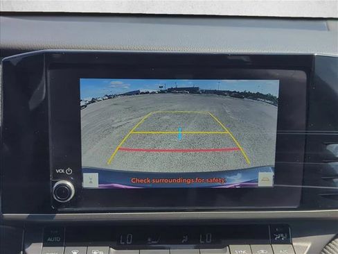 Used 2025 Toyota Camry SE w/ Convenience Package FWD image 14