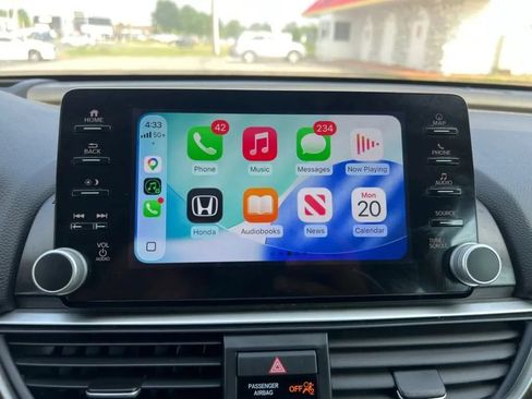 Used 2022 Honda Accord Touring image 40