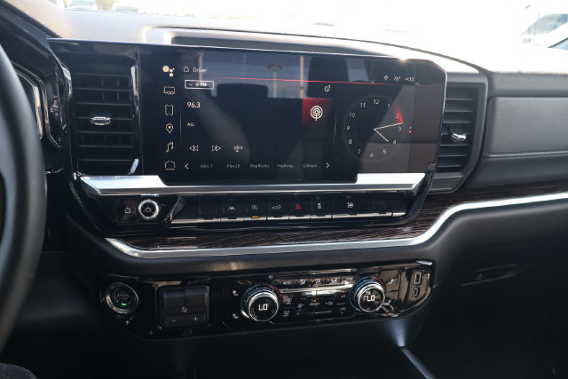 Used 2026 GMC Sierra 1500 Elevation AWD/4WD image 11