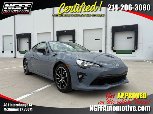 Used 2018 Toyota 86 RWD image 1
