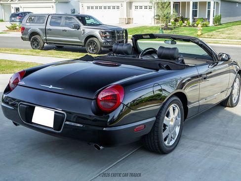 Used 2002 Ford Thunderbird Deluxe RWD image 8