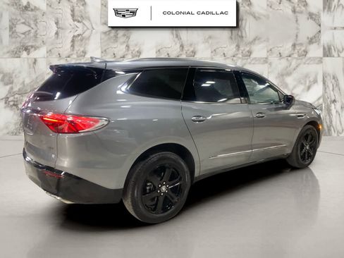 Used 2024 Buick Enclave Essence w/ Experience Buick Package image 7