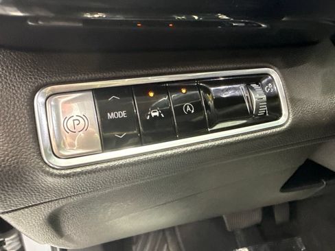 Used 2024 Buick Envision Preferred AWD/4WD image 17