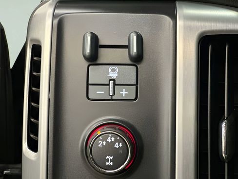 Certified 2015 GMC Sierra 2500 SLT w/ Driver Alert Package image 40