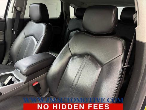 Used 2010 Cadillac SRX Luxury image 14