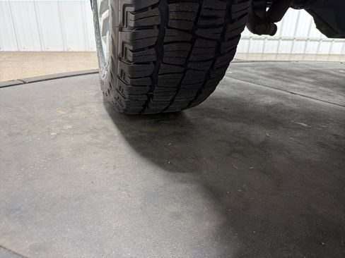 Used 2018 Chevrolet Silverado 1500 LT w/ All Star Edition image 36