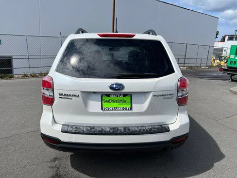 Used 2014 Subaru Forester 2.5i Premium w/ All-Weather Package AWD/4WD image 5