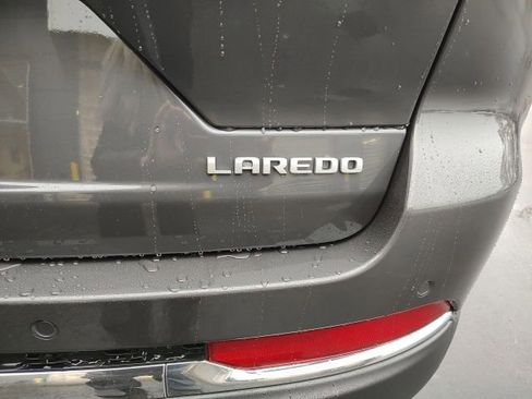 New 2026 Jeep Grand Cherokee Laredo image 12