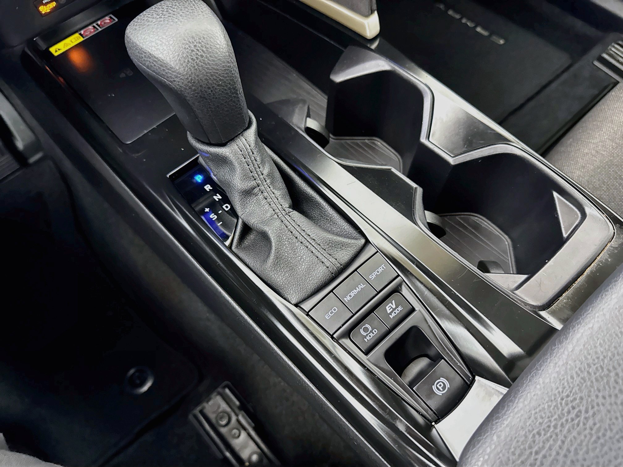 Certified 2025 Toyota Camry LE FWD image 19