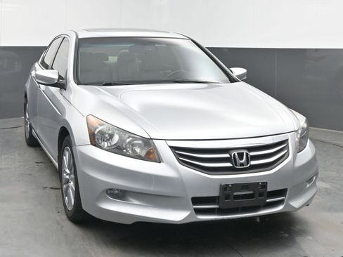 Used 2012 Honda Accord EX-L image 2