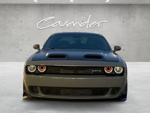 Used 2019 Dodge Challenger SRT Hellcat image 18