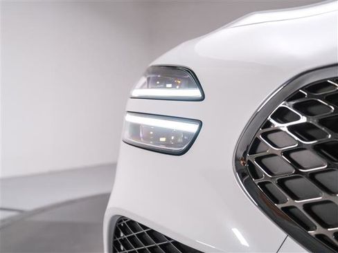 New 2026 Genesis G70 2.5T image 13