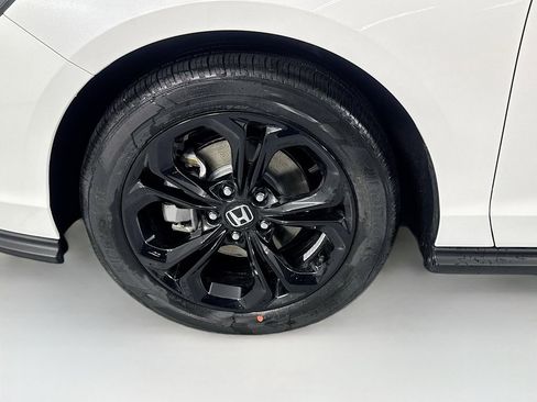 Certified 2025 Honda Accord SE image 13