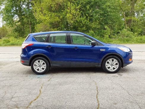 Used 2016 Ford Escape S FWD image 3