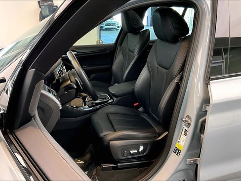 Used 2023 BMW X3 M40i w/ Premium Package image 10