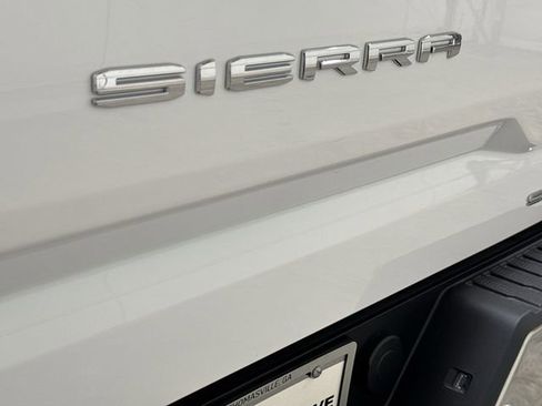 New 2026 GMC Sierra 1500 SLE w/ X31 Off-Road Package AWD/4WD image 31