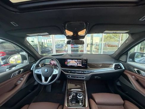 Used 2026 BMW X7 xDrive40i AWD/4WD image 39