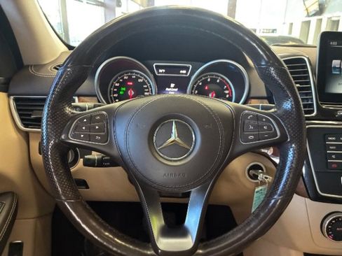 Used 2017 Mercedes-Benz GLS 450 4MATIC image 21