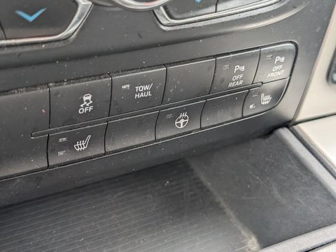 Used 2017 RAM 1500 Big Horn AWD/4WD image 24