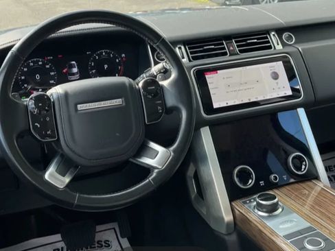 Used 2021 Land Rover Range Rover AWD/4WD image 18