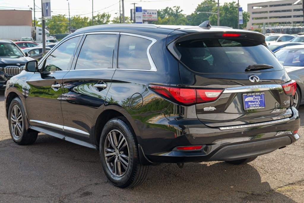 Used 2017 INFINITI QX60 Luxe w/ Premium Plus Package AWD/4WD image 5