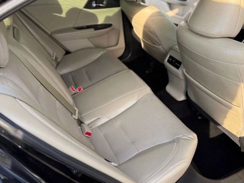 Used 2015 Honda Accord EX-L image 25