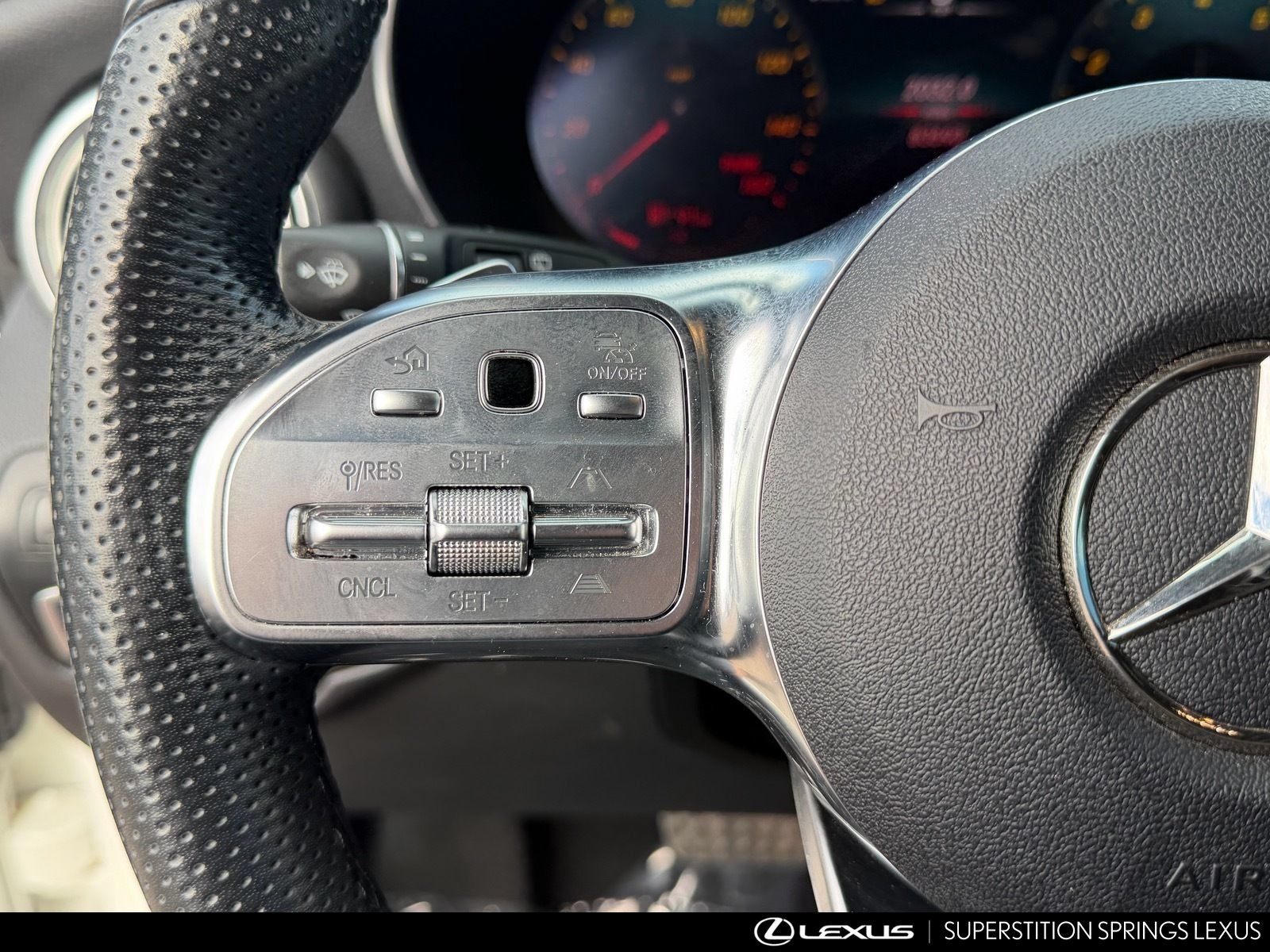 Used 2022 Mercedes-Benz GLC 300 4MATIC image 36