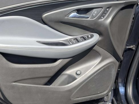 Used 2020 Buick Envision Essence FWD image 14
