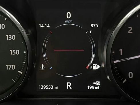 Used 2016 Land Rover Range Rover Sport HSE image 11