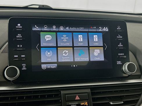 Used 2018 Honda Accord Touring image 21