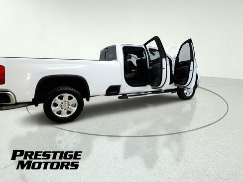 Used 2021 Chevrolet Silverado 2500 LTZ w/ LTZ Premium Package AWD/4WD image 14