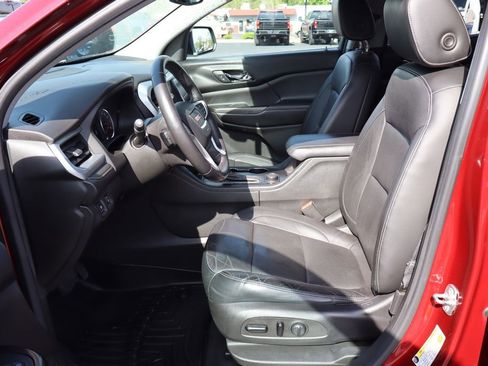 Used 2017 GMC Acadia SLT FWD image 4