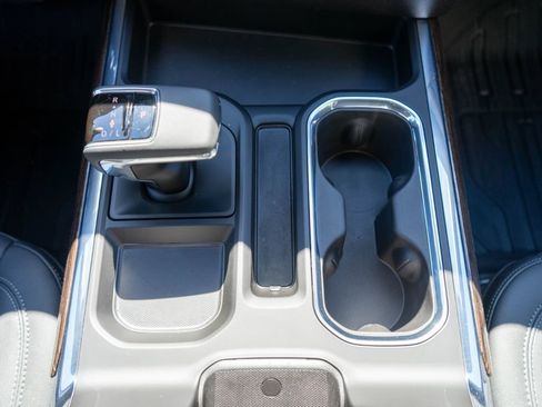 New 2026 GMC Sierra 1500 Elevation w/ Elevation Premium Package AWD/4WD image 27