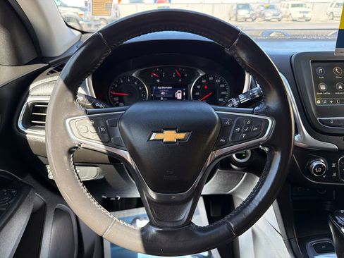 Used 2019 Chevrolet Equinox LT AWD/4WD image 14